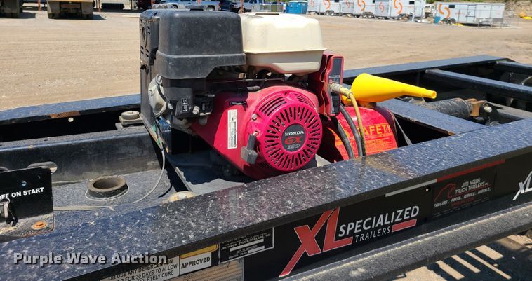 image for item DN5530 2016 XL Specialized XL110HDG  lowboy equipment trailer