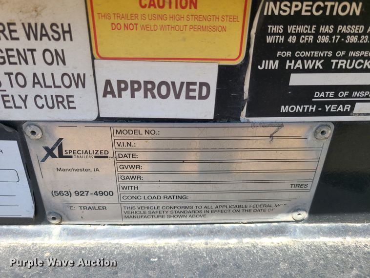 image for item DN5530 2016 XL Specialized XL110HDG  lowboy equipment trailer