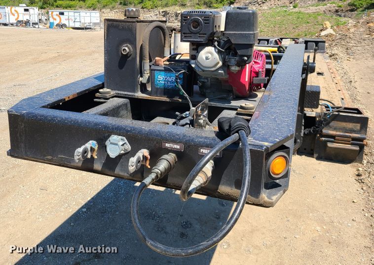 image for item DN5530 2016 XL Specialized XL110HDG  lowboy equipment trailer