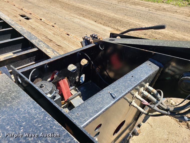 image for item DN5530 2016 XL Specialized XL110HDG  lowboy equipment trailer