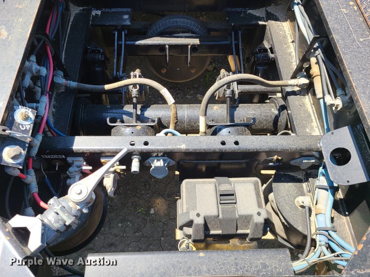 image for item DN5530 2016 XL Specialized XL110HDG  lowboy equipment trailer