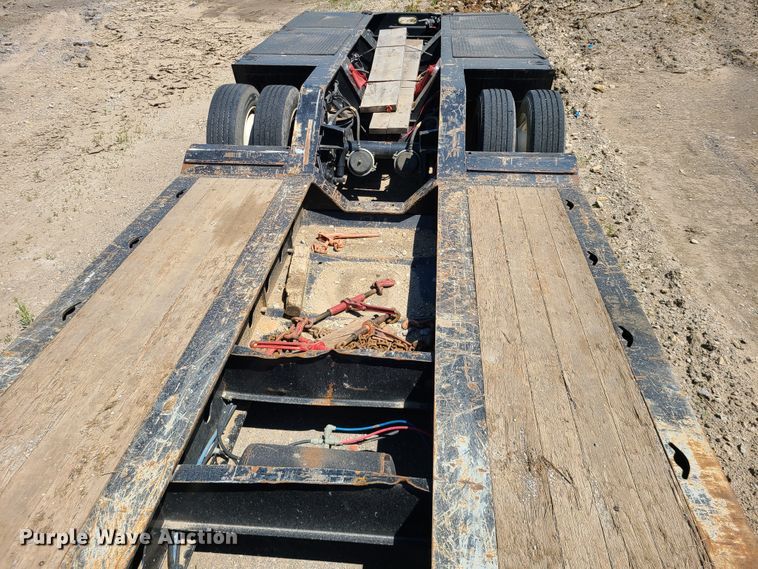 image for item DN5530 2016 XL Specialized XL110HDG  lowboy equipment trailer