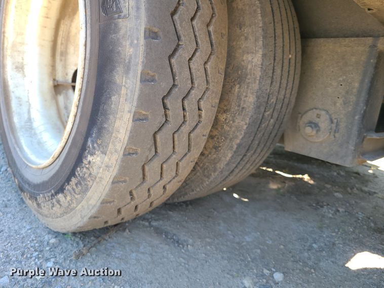 image for item DN5530 2016 XL Specialized XL110HDG  lowboy equipment trailer