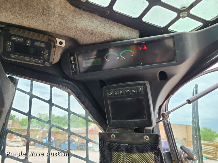 image for item DN5548 John Deere 331G  tracked skid steer loader