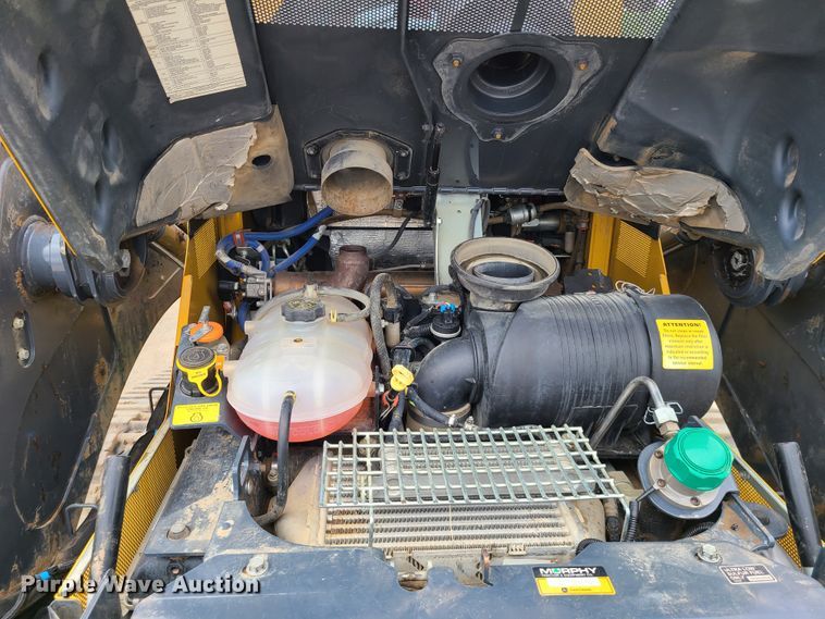 image for item DN5548 John Deere 331G  tracked skid steer loader