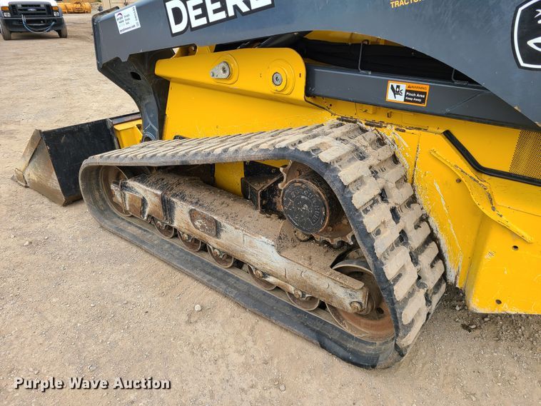 image for item DN5548 John Deere 331G  tracked skid steer loader