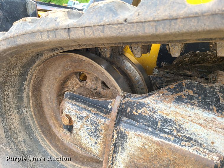 image for item DN5548 John Deere 331G  tracked skid steer loader