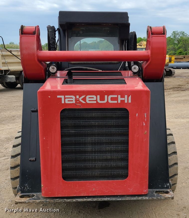 image for item DN5549 Takeuchi TS70V  skid steer loader