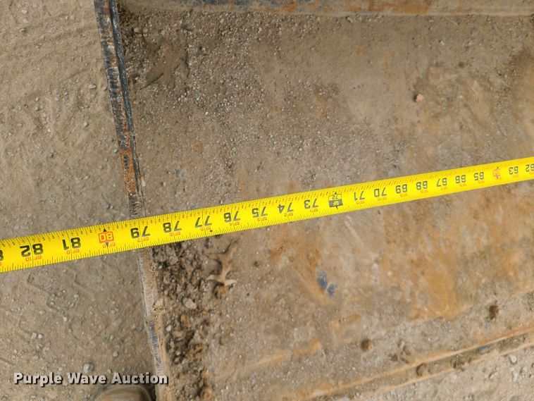 image for item DN5549 Takeuchi TS70V  skid steer loader