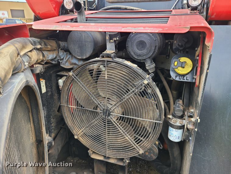 image for item DN5549 Takeuchi TS70V  skid steer loader