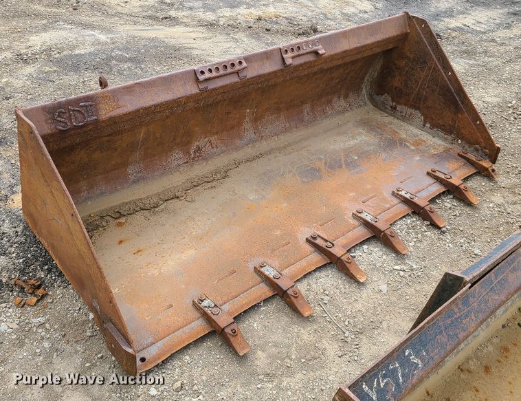 image for item DN5552 80"W skidsteer bucket