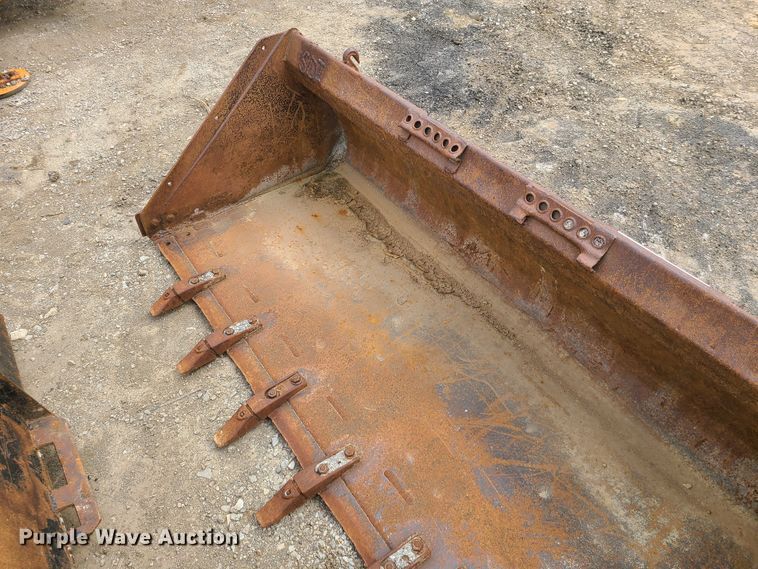 image for item DN5552 80"W skidsteer bucket