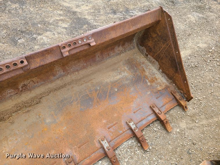 image for item DN5552 80"W skidsteer bucket