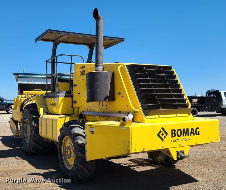 image for item DN5638 2017 Bomag MPH364R-2  recycler