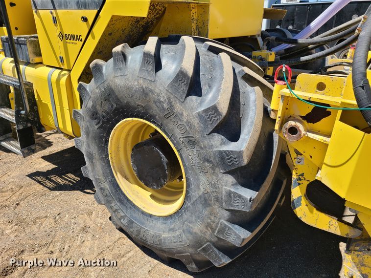 image for item DN5638 2017 Bomag MPH364R-2  recycler