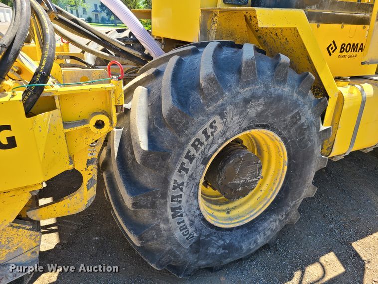 image for item DN5638 2017 Bomag MPH364R-2  recycler