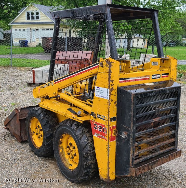 image for item DN5669 Mustang 320  skid steer loader