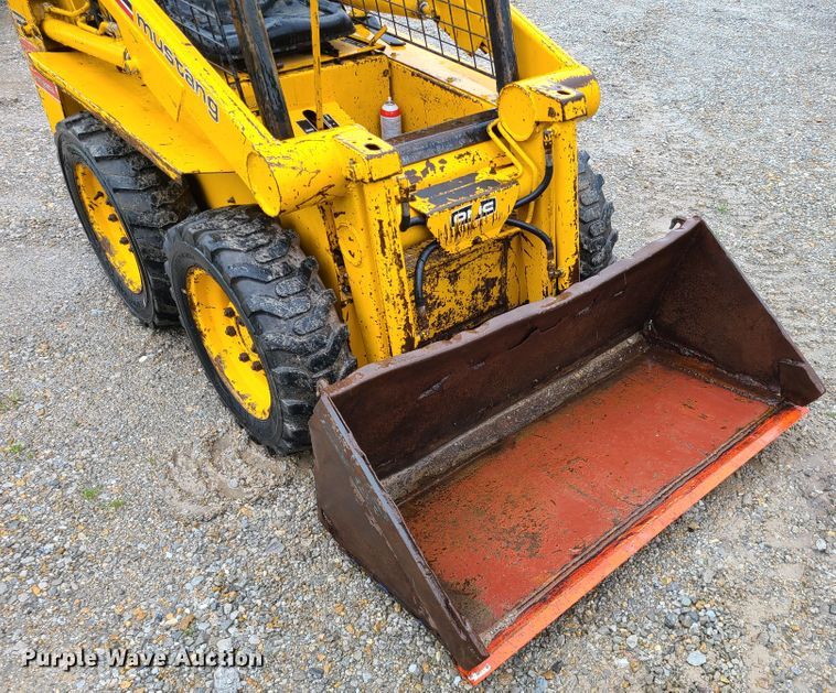 image for item DN5669 Mustang 320  skid steer loader