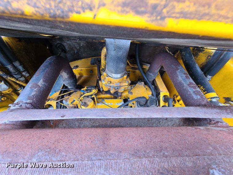 image for item DN5669 Mustang 320  skid steer loader