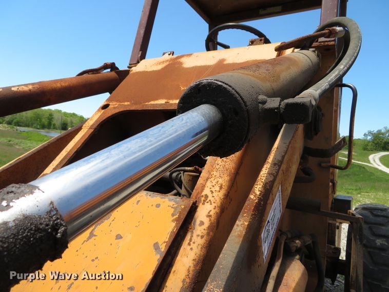 image for item DN5853 1979 Case W20  wheel loader