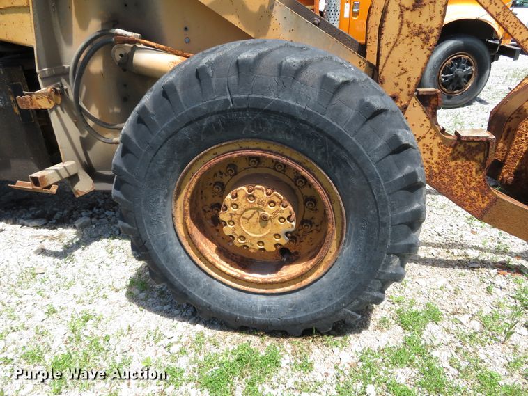 image for item DN5853 1979 Case W20  wheel loader