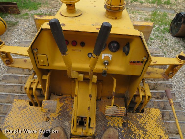 image for item DN5858 Komatsu D20P  dozer