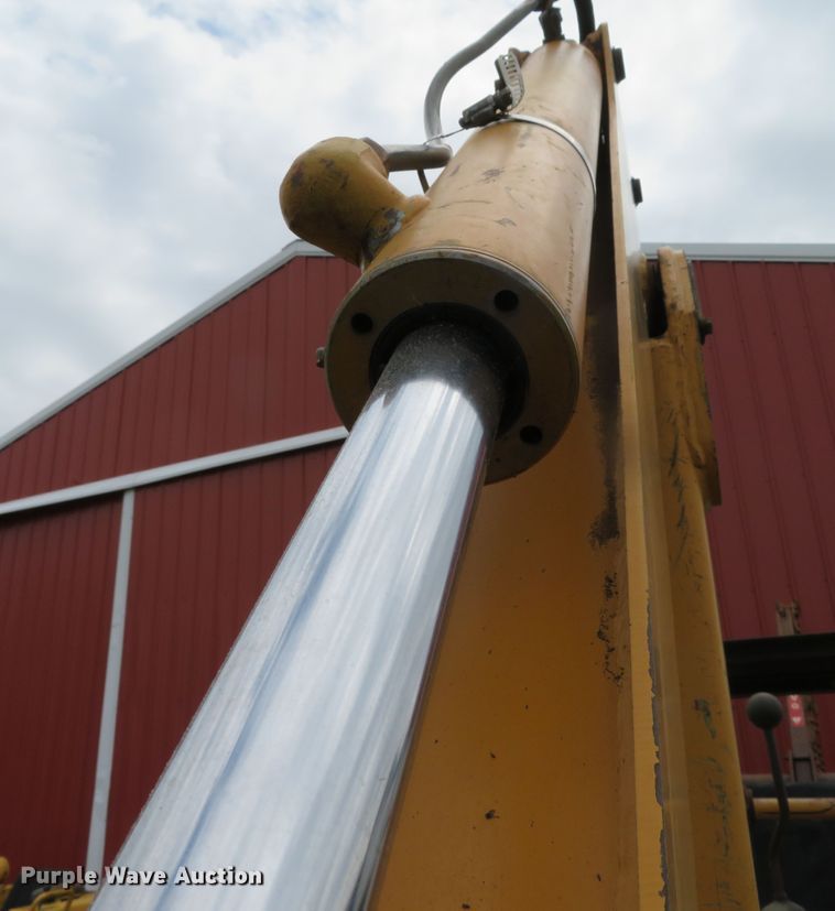 image for item DN5859 1995 Case 660  trencher