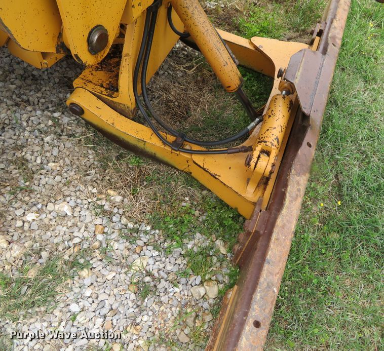 image for item DN5859 1995 Case 660  trencher