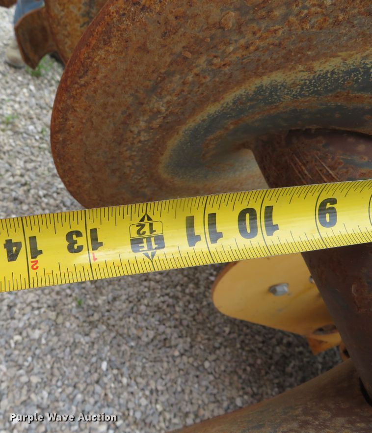 image for item DN5859 1995 Case 660  trencher