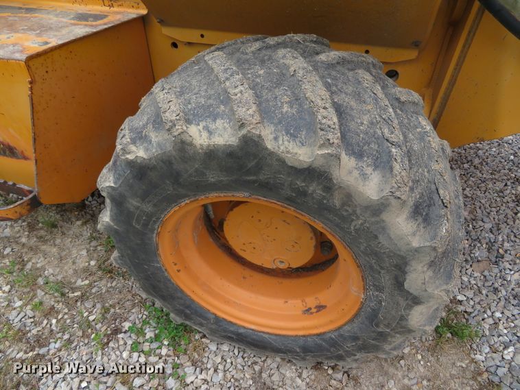 image for item DN5859 1995 Case 660  trencher