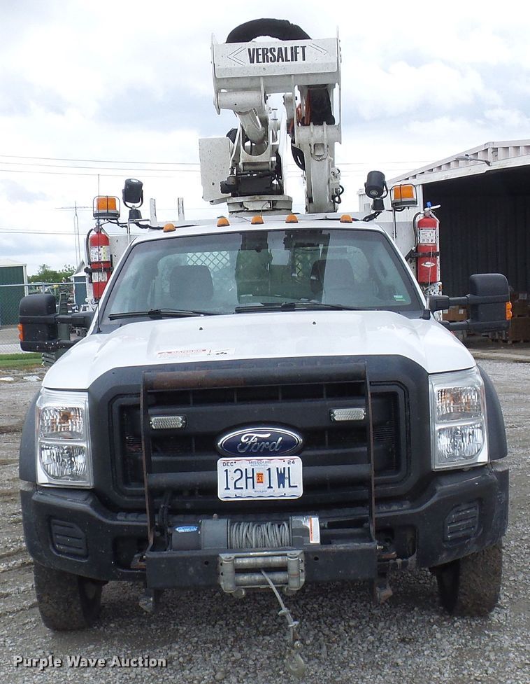 image for item DN6763 2011 Ford F550  bucket truck
