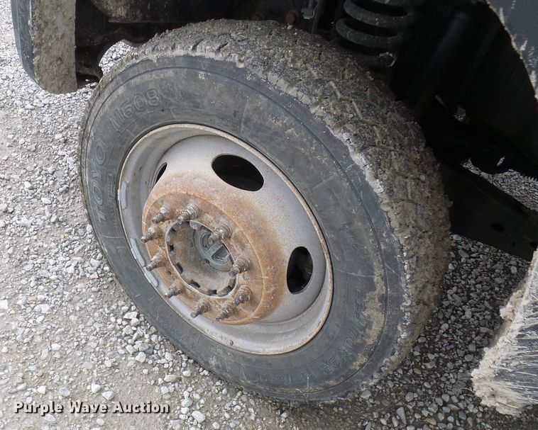 image for item DN6763 2011 Ford F550  bucket truck