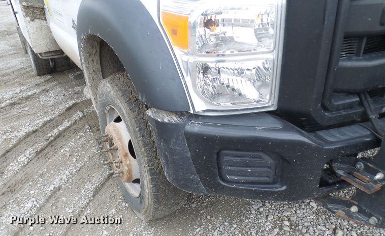 image for item DN6763 2011 Ford F550  bucket truck