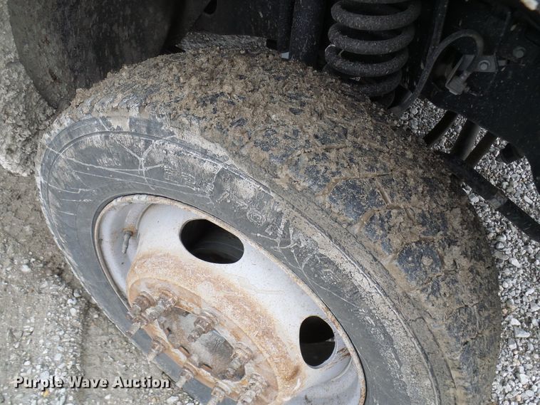 image for item DN6763 2011 Ford F550  bucket truck