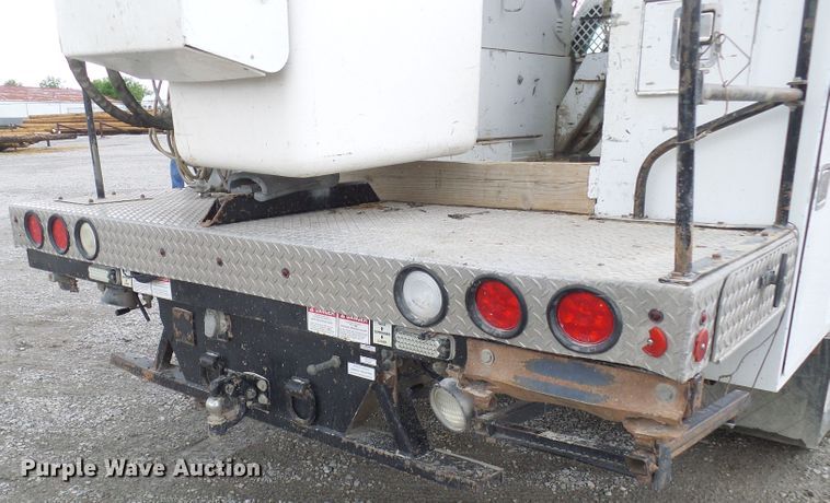 image for item DN6763 2011 Ford F550  bucket truck