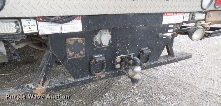 image for item DN6763 2011 Ford F550  bucket truck