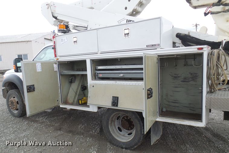 image for item DN6763 2011 Ford F550  bucket truck