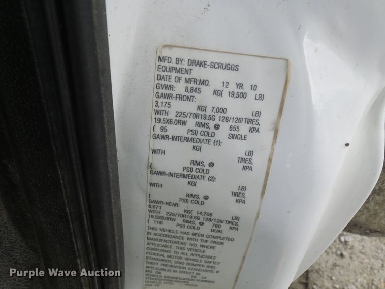 image for item DN6763 2011 Ford F550  bucket truck