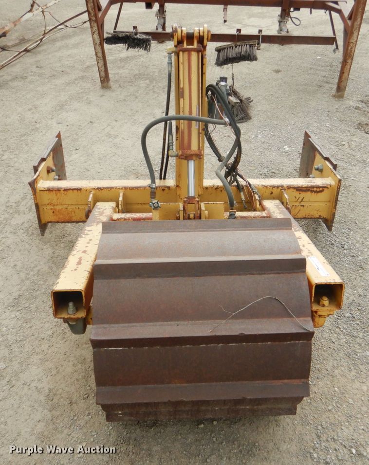 image for item ES9678 Cross Manufacturing rumble strip former