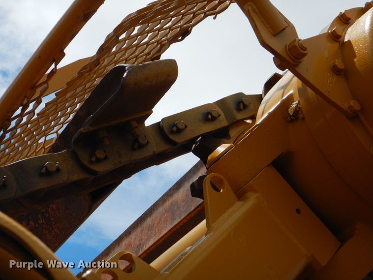 image for item ES9686 Caterpillar 615C Series II  elevating scraper