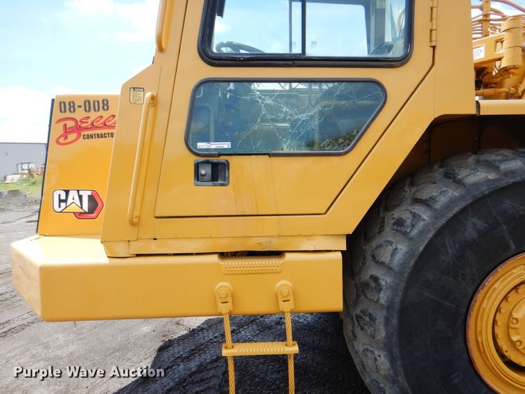 image for item ES9686 Caterpillar 615C Series II  elevating scraper