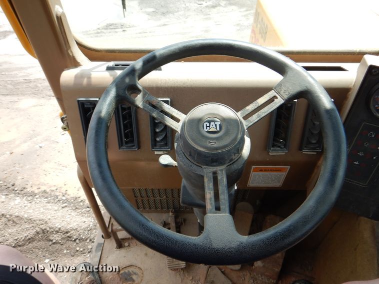 image for item ES9686 Caterpillar 615C Series II  elevating scraper