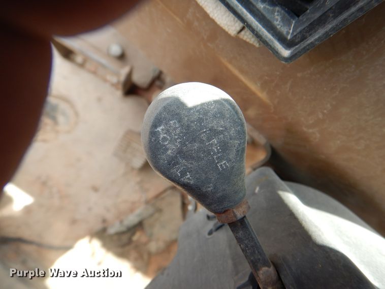 image for item ES9686 Caterpillar 615C Series II  elevating scraper