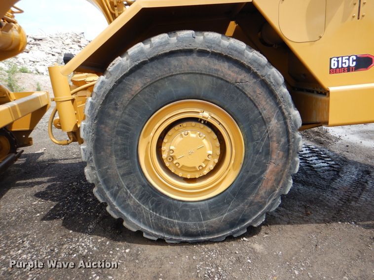 image for item ES9686 Caterpillar 615C Series II  elevating scraper