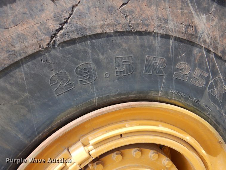 image for item ES9686 Caterpillar 615C Series II  elevating scraper