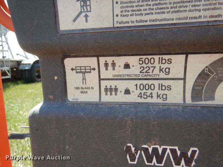 image for item FI9063 2000 JLG 600S  boom lift