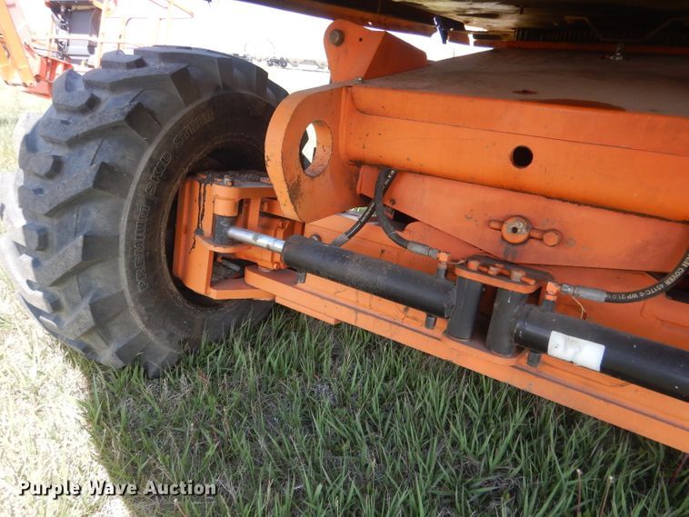 image for item FI9063 2000 JLG 600S  boom lift