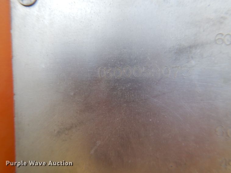 image for item FI9063 2000 JLG 600S  boom lift