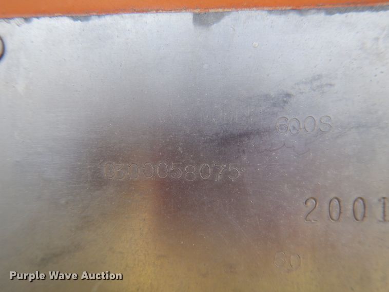 image for item FI9063 2000 JLG 600S  boom lift