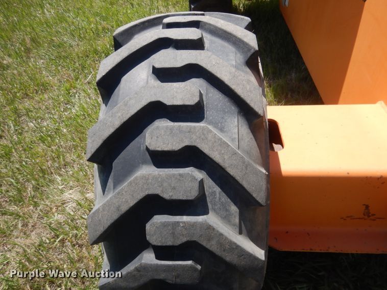 image for item FI9063 2000 JLG 600S  boom lift